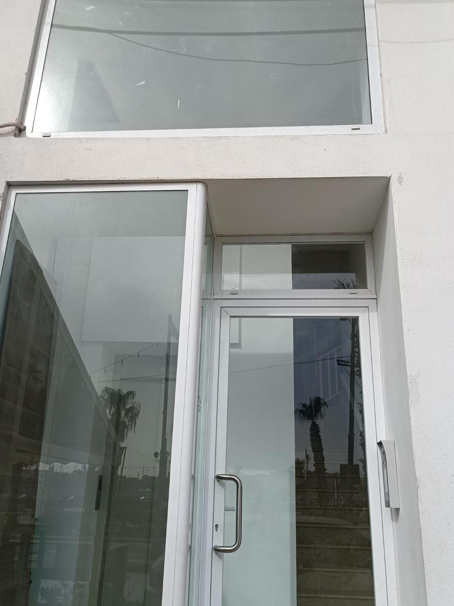 Seafront Beautifully Furnished 2 Bedrooms Gogzr-3 Gzira Luaran gambar
